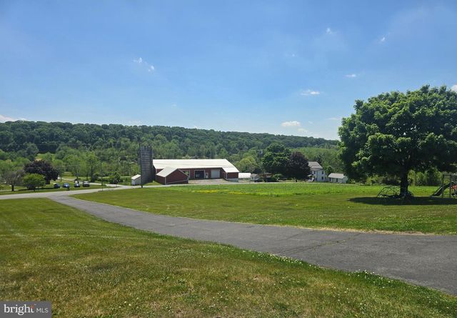 679 BALTHASER RD, Lenhartsville, PA 19534