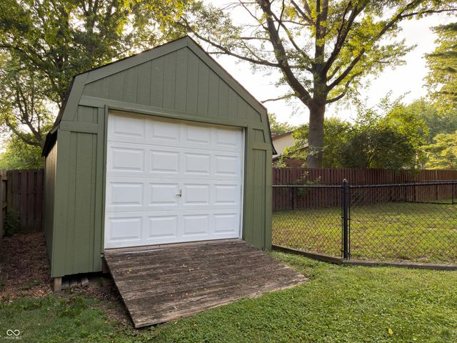 7056 Eagle Road, Indianapolis, IN 46278