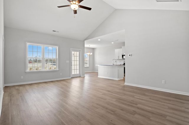 943 Woodside Dr., Conway, SC 29526