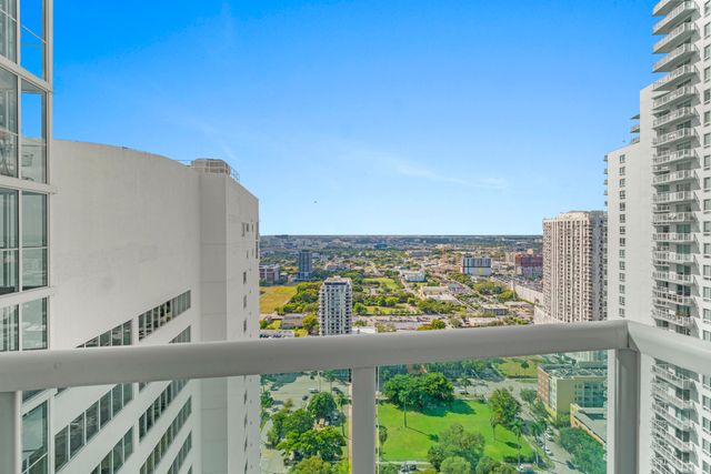 1800 N Bayshore Drive 3802, Miami, FL 33132