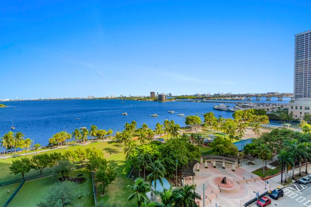 1800 N Bayshore Drive 3802, Miami, FL 33132