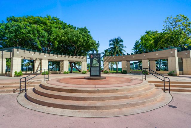 1800 N Bayshore Drive 3802, Miami, FL 33132