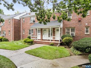 1267 Anderson Avenue 28, Fort Lee, NJ 07024