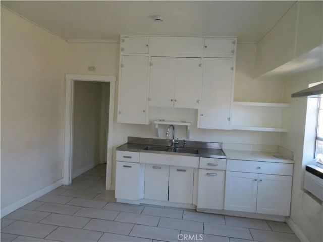 3923 S Normandie Avenue, Los Angeles, CA 90037
