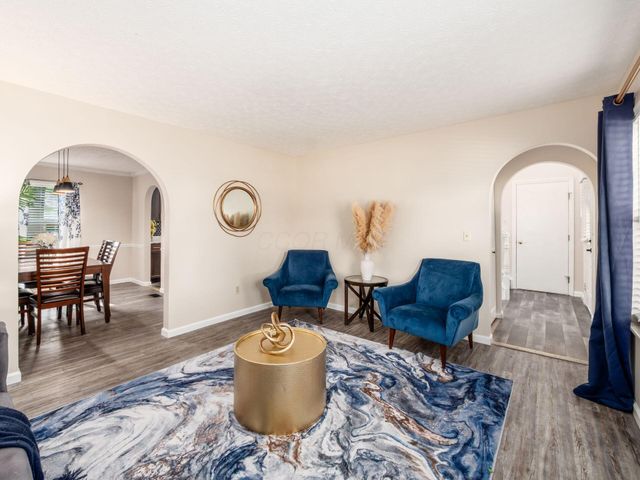 763 Middlebury Way, Powell, OH 43065