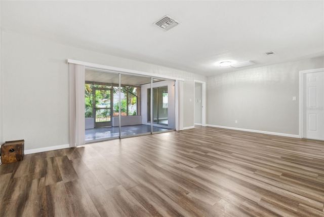 2465 BRENTWOOD DRIVE, Clearwater, FL 33764