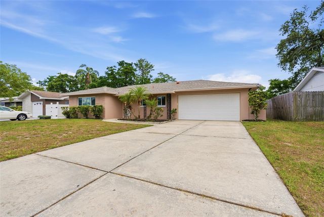 2465 BRENTWOOD DRIVE, Clearwater, FL 33764