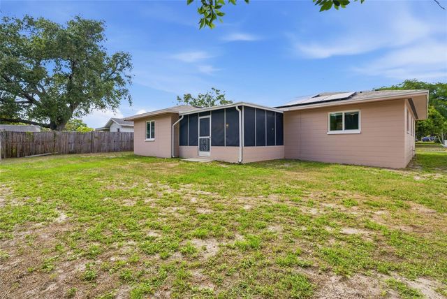 2465 BRENTWOOD DRIVE, Clearwater, FL 33764