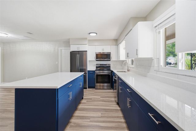 2465 BRENTWOOD DRIVE, Clearwater, FL 33764
