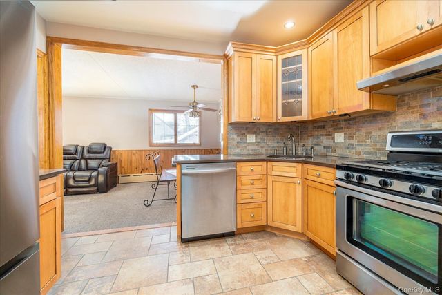 560 Stowe Avenue, North Baldwin, NY 11510