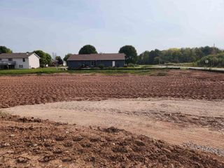 HARRISVILLE COURT, Menasha, WI 54952
