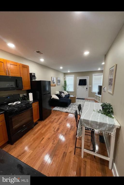 197 W LURAY ST, PHILADELPHIA, PA 19140 — photo 4