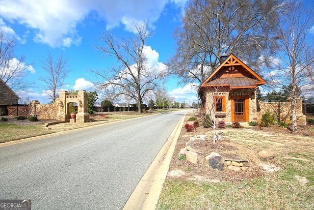 610 Bristleleaf Path, Kathleen, GA 31047