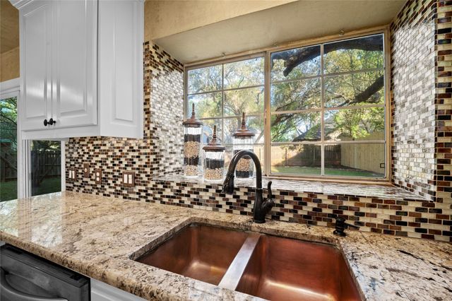 11021 Whiskey River DR, Austin, TX 78748