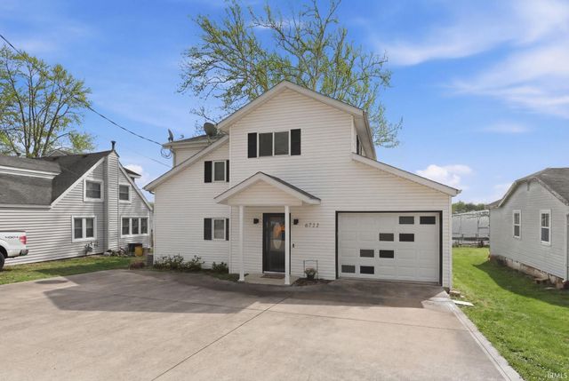 6722 E McGuire Road, Churubusco, IN 46723