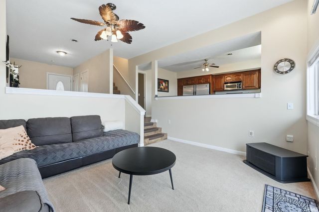 6722 E McGuire Road, Churubusco, IN 46723