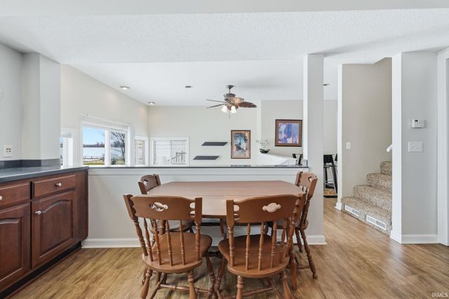 6722 E McGuire Road, Churubusco, IN 46723