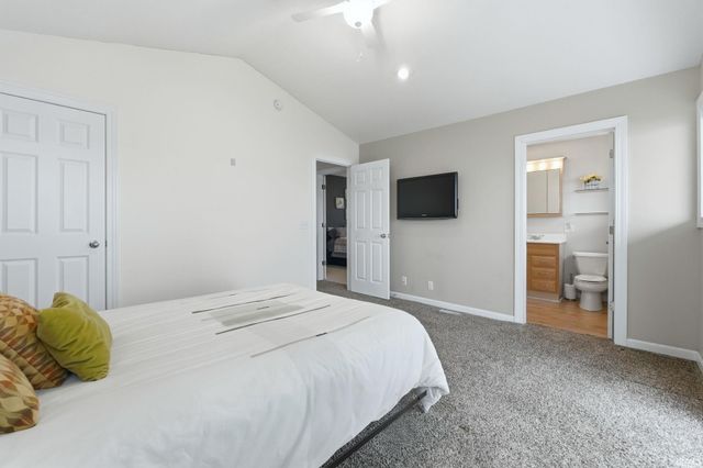 6722 E McGuire Road, Churubusco, IN 46723