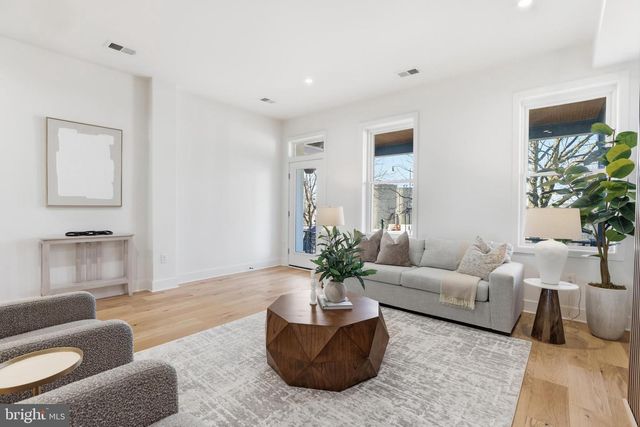 2815 NORTH CAPITOL ST NE, Washington, DC 20002