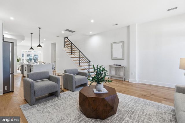 2815 NORTH CAPITOL ST NE, Washington, DC 20002