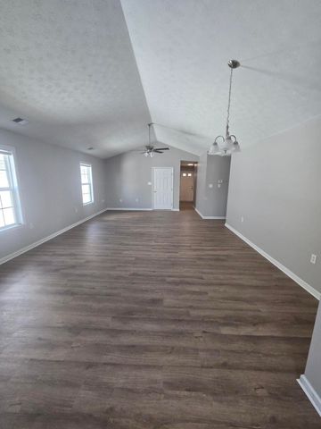 218 Christopher Drive, Nicholasville, KY 40356