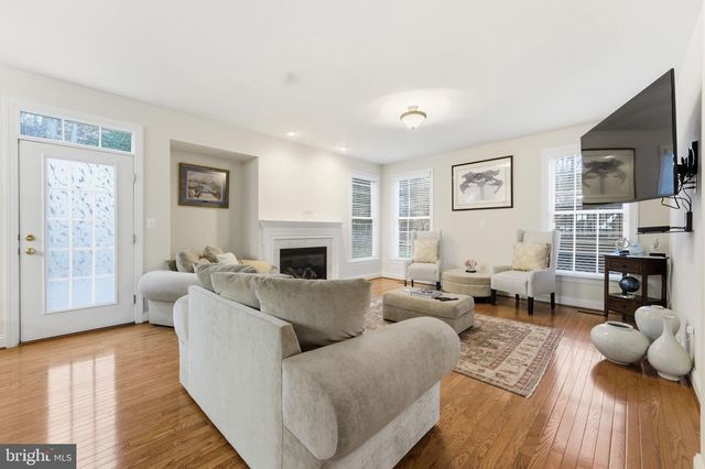 7669 OAK FIELD CT, Springfield, VA 22153