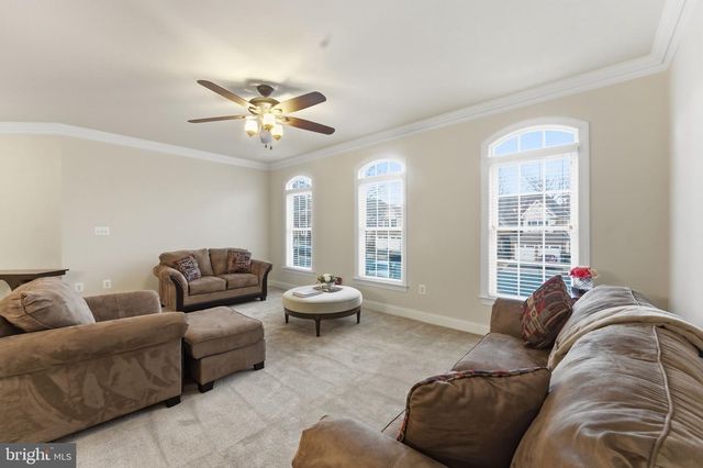 7669 OAK FIELD CT, Springfield, VA 22153