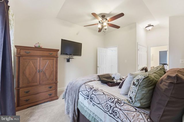 7669 OAK FIELD CT, Springfield, VA 22153