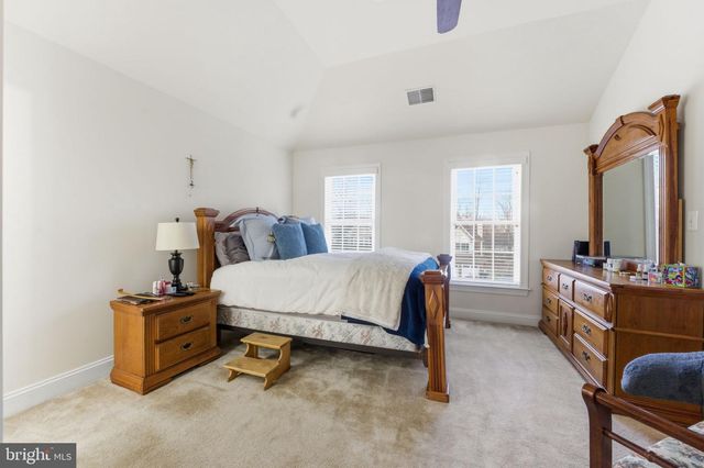 7669 OAK FIELD CT, Springfield, VA 22153