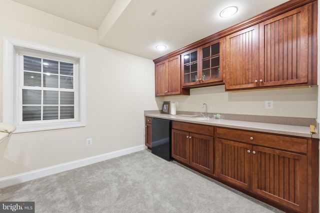 7669 OAK FIELD CT, Springfield, VA 22153