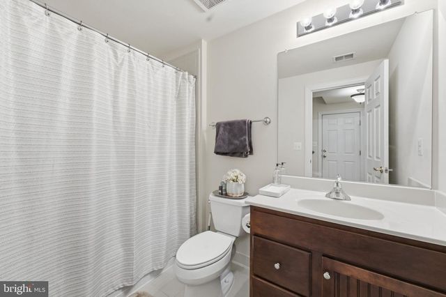 7669 OAK FIELD CT, Springfield, VA 22153