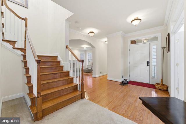 7669 OAK FIELD CT, Springfield, VA 22153