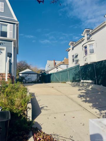 109-09 34th Avenue, Corona, NY 11368