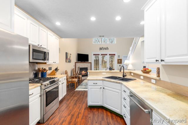 504 Rivers Edge Lane, Portland, MI 48875