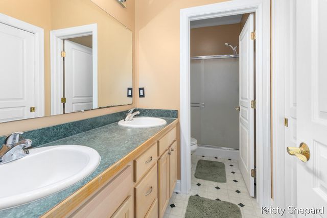 504 Rivers Edge Lane, Portland, MI 48875