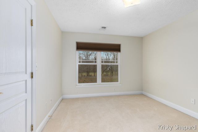 504 Rivers Edge Lane, Portland, MI 48875