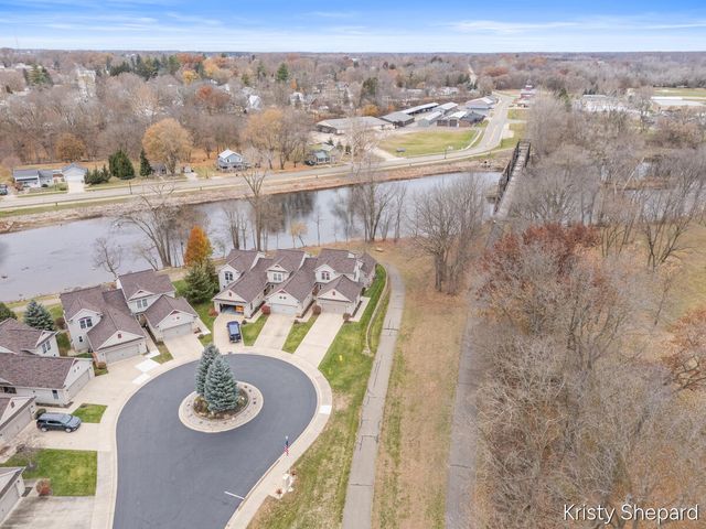 504 Rivers Edge Lane, Portland, MI 48875