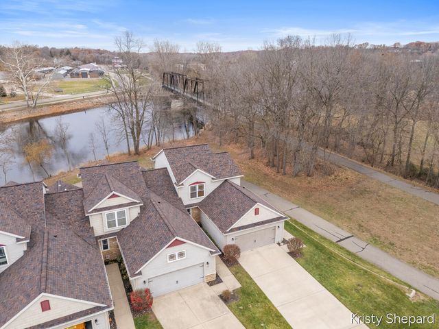 504 Rivers Edge Lane, Portland, MI 48875