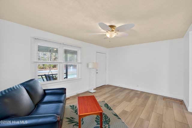 2100 Teresa Drive, Castle Hayne, NC 28429