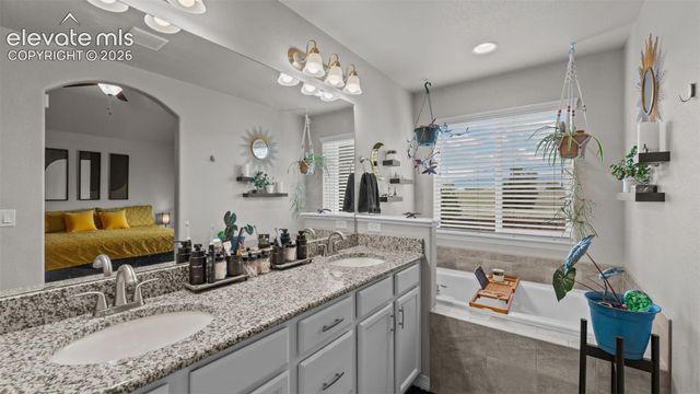 6754 Phantom Way, Colorado Springs, CO 80925