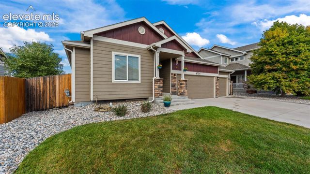6754 Phantom Way, Colorado Springs, CO 80925