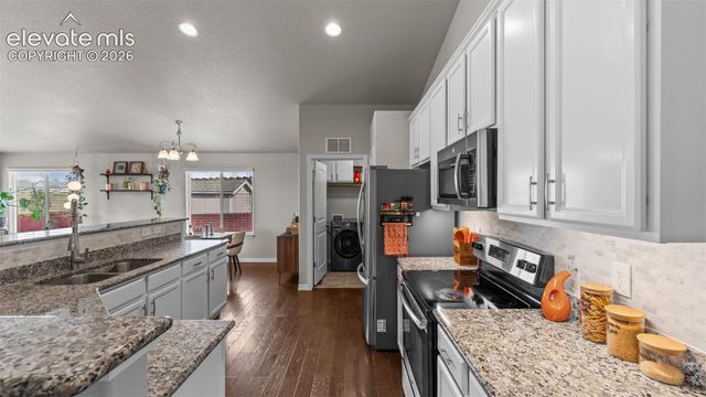 6754 Phantom Way, Colorado Springs, CO 80925