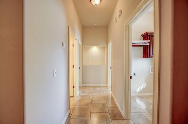 300 Summit Bend, Norman, OK 73071