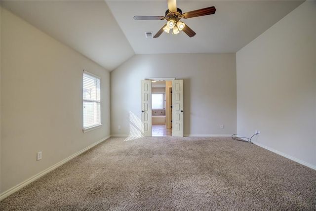 300 Summit Bend, Norman, OK 73071