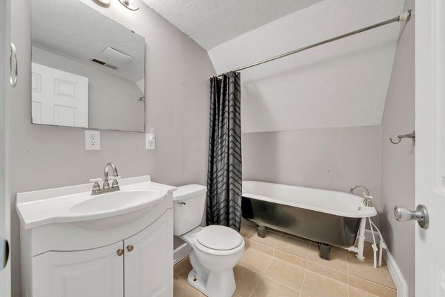 7611 Wineberry TRL, Roanoke, VA 24018
