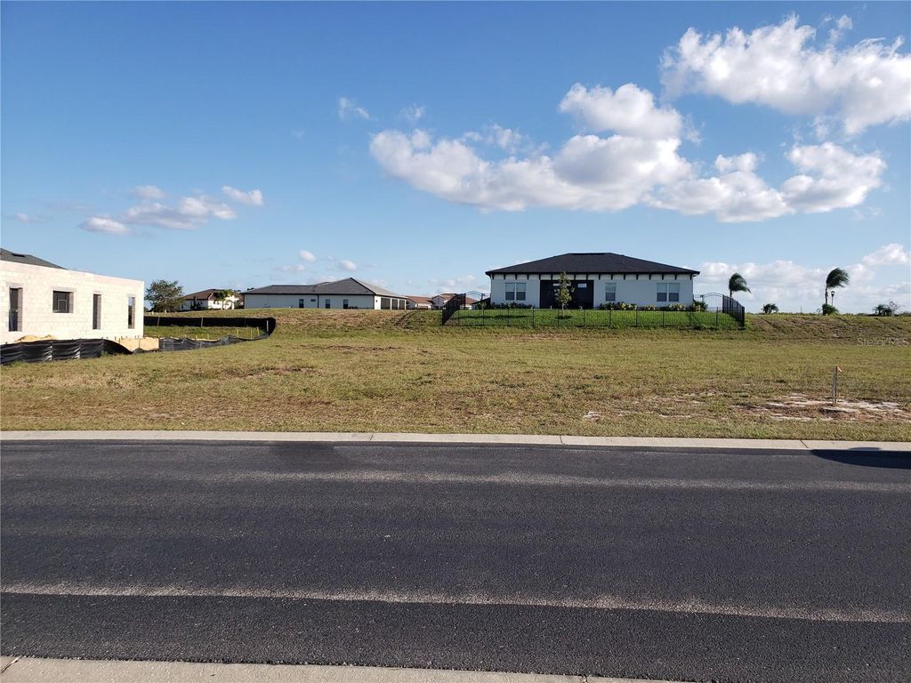 412 ADAMS VIEW LANE, Auburndale, FL 33823