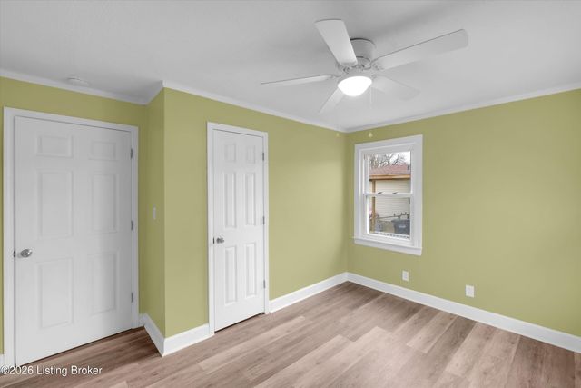 2420 Dulworth Dr, Louisville, KY 40216