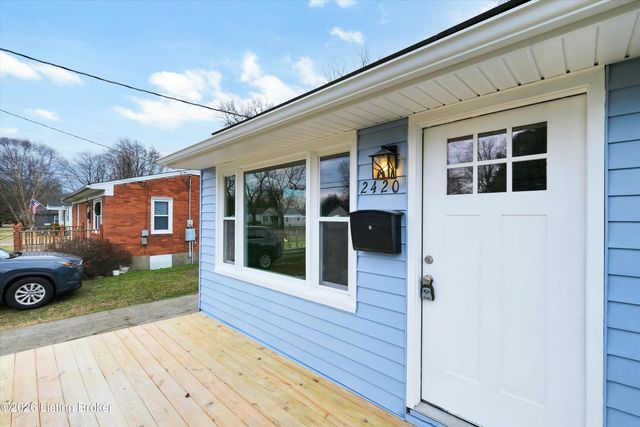 2420 Dulworth Dr, Louisville, KY 40216