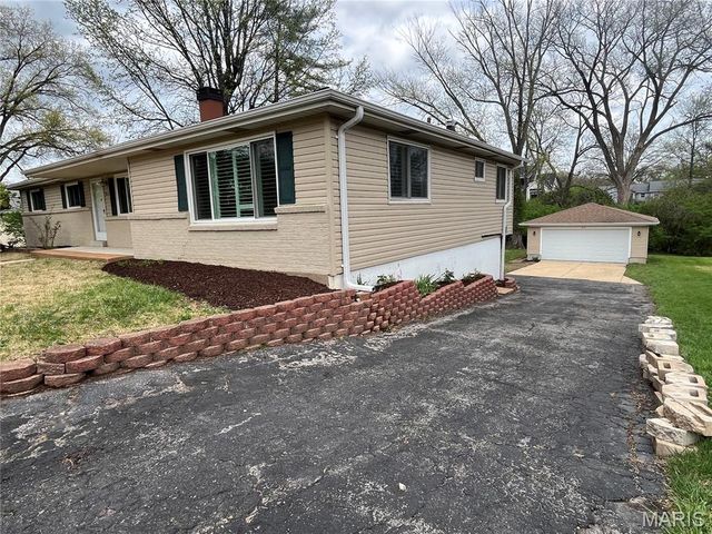 512 Bryan Avenue, Kirkwood, MO 63122