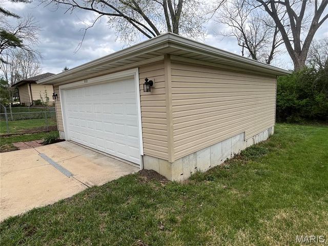 512 Bryan Avenue, Kirkwood, MO 63122